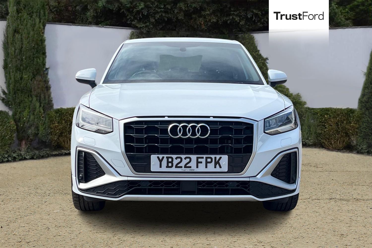 Audi Q2 Photo 5