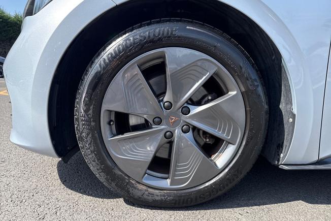 CUPRA Born Photo 5