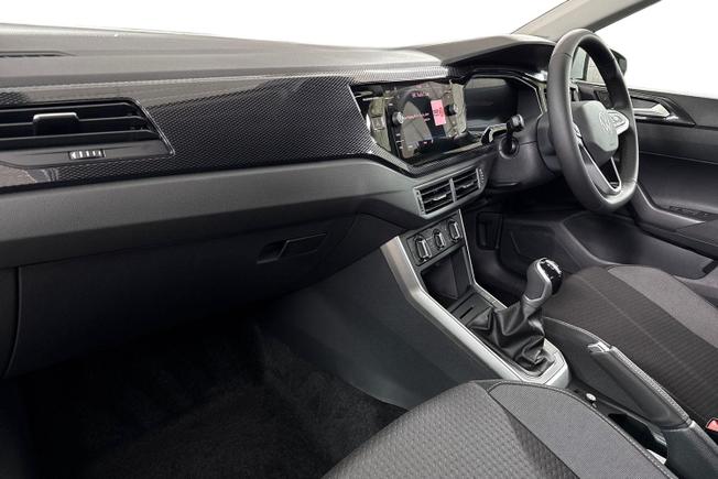 VOLKSWAGEN Polo Photo 2