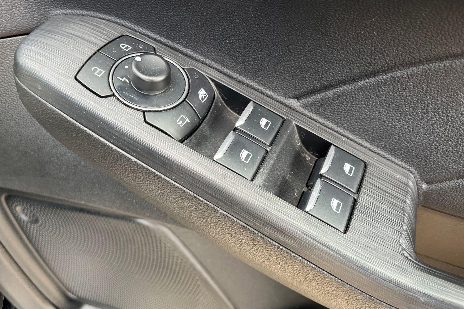 Ford KUGA Photo 15