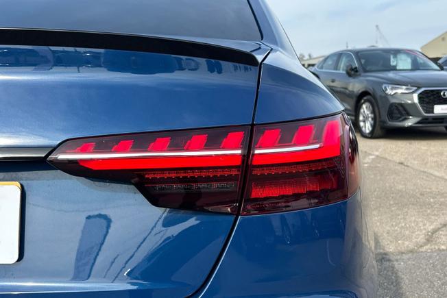 AUDI A4 Photo 58