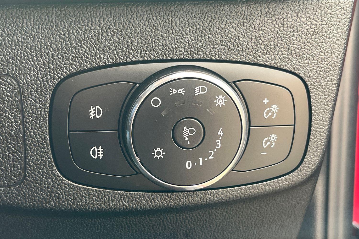 Ford FOCUS Photo 33