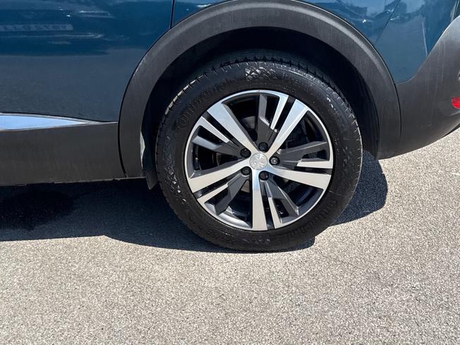 PEUGEOT 5008 Photo 24