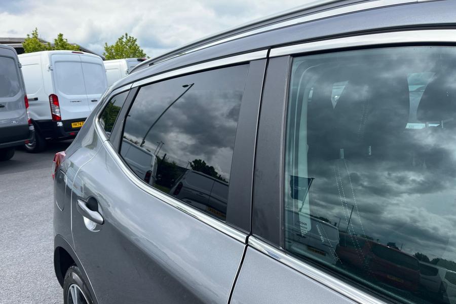 Nissan Qashqai Photo autoimg-3a8fedffaf5da32202c72e2a7cb82fbdd6bd8dd8.jpg