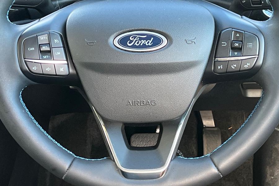 Ford Fiesta Photo autoimg-3a9183a9702e2d10f69e5f23fa9a5fcb817a2055.jpg