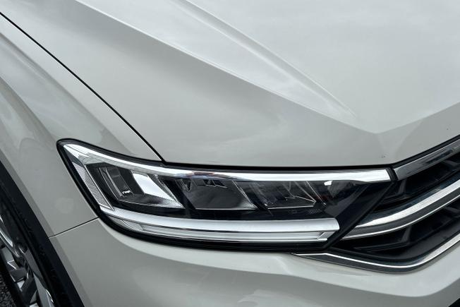 VOLKSWAGEN T-Roc Photo 19