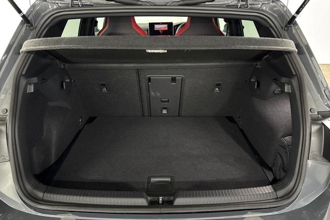 VOLKSWAGEN Golf Photo 12