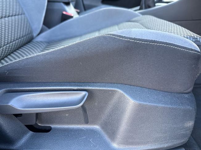 VOLKSWAGEN Golf Photo 25