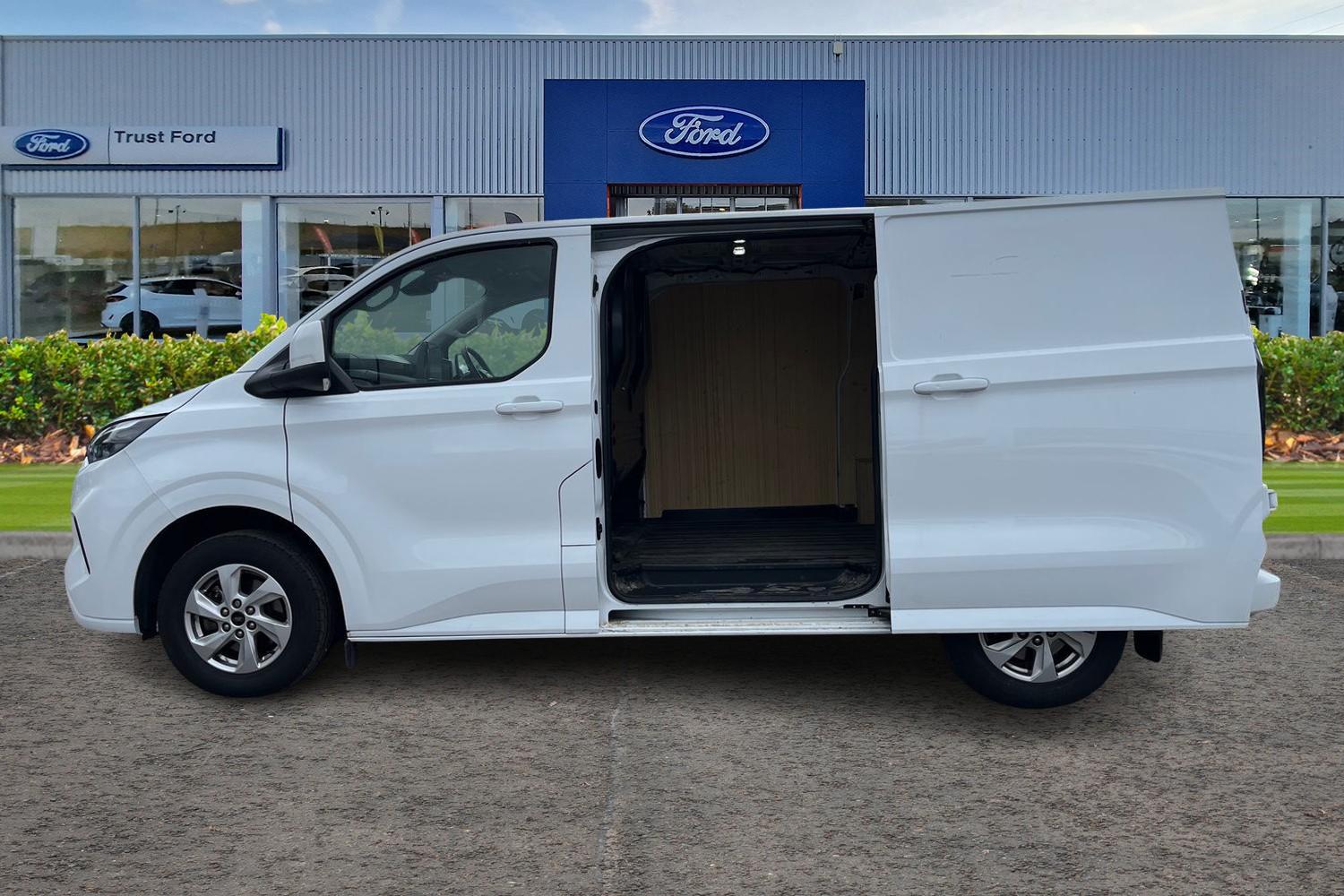 Ford TRANSIT CUSTOM Photo 4