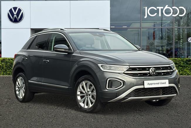 VOLKSWAGEN T-Roc Photo 1