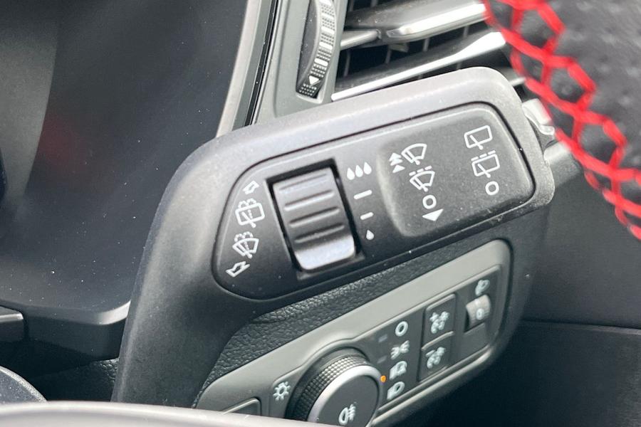 Ford KUGA Photo autoimg-3aa657ca3ce6a22783ccf352c0f7bbfdd9e9fd49.jpg