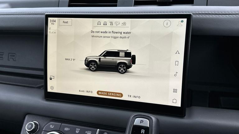 Used Land Rover Defender SD23CCY 33