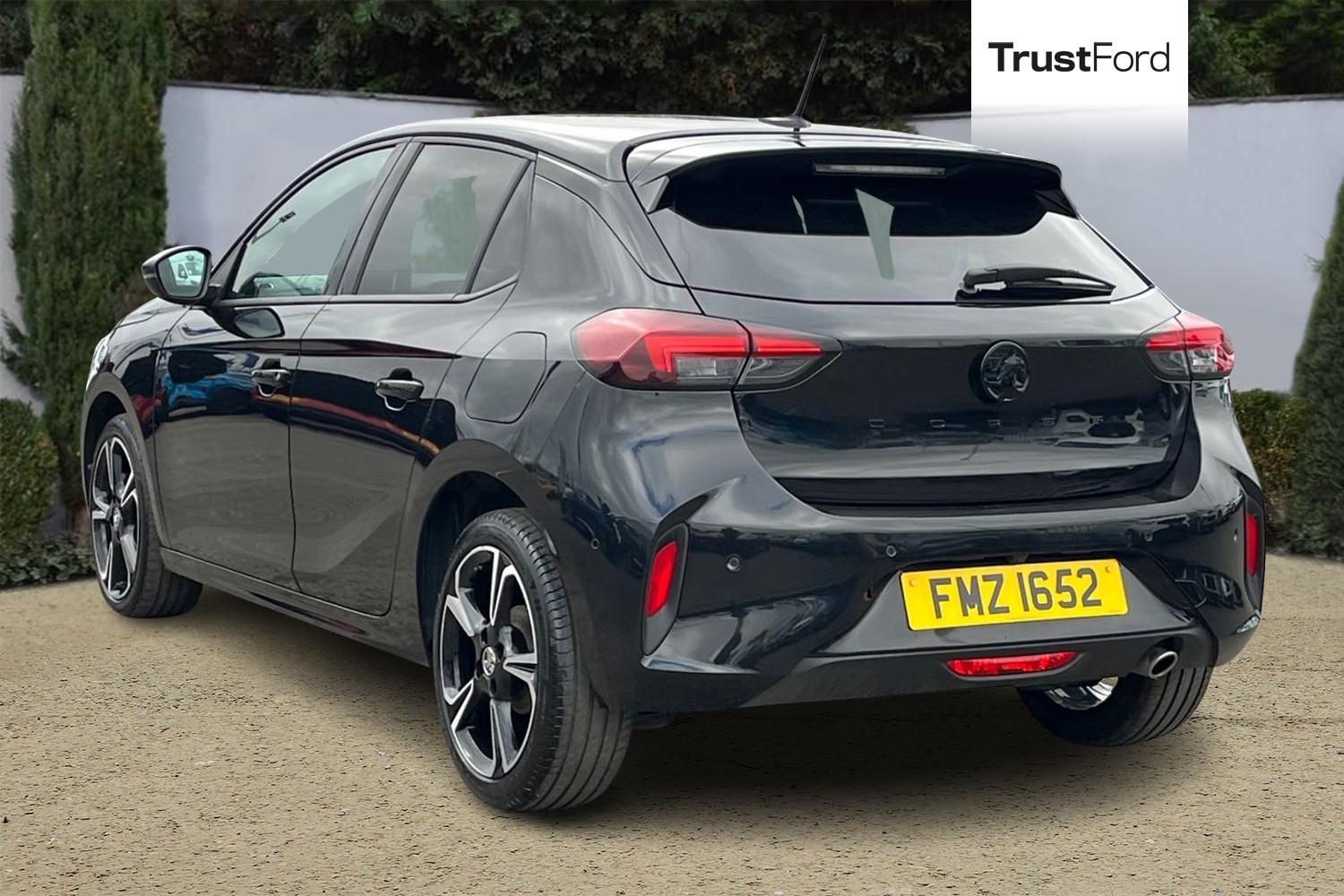 Vauxhall Corsa Photo 1