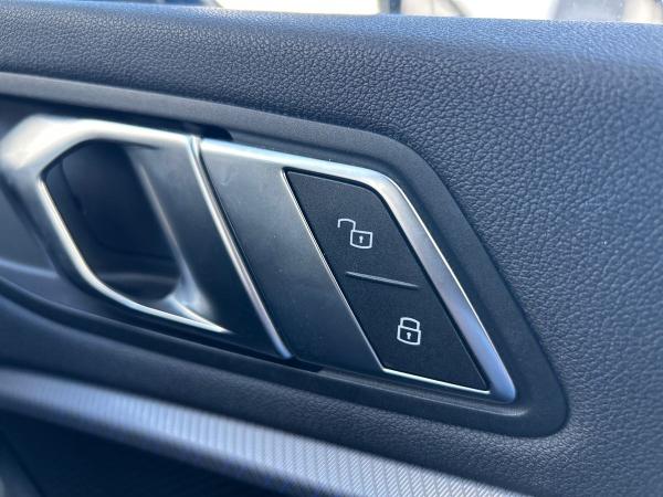 BMW 1 Series Photo autoimg-3aaefc24cbdf782d98f7c857d8b08a6c2b997e58.jpg