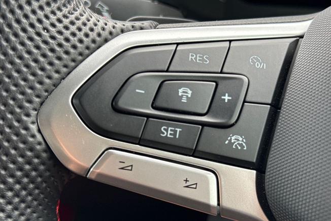 VOLKSWAGEN Polo Photo 16