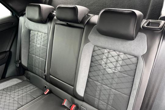 Volkswagen T-roc Photo autoimg-3ab4e66aa7a974618779a59bc0838b646ee6478d.jpg