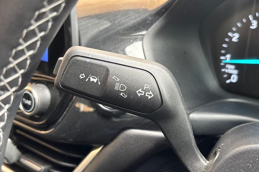 Ford Puma Photo autoimg-3ab884064adb12eab1906fd901aab754444c774f.jpg