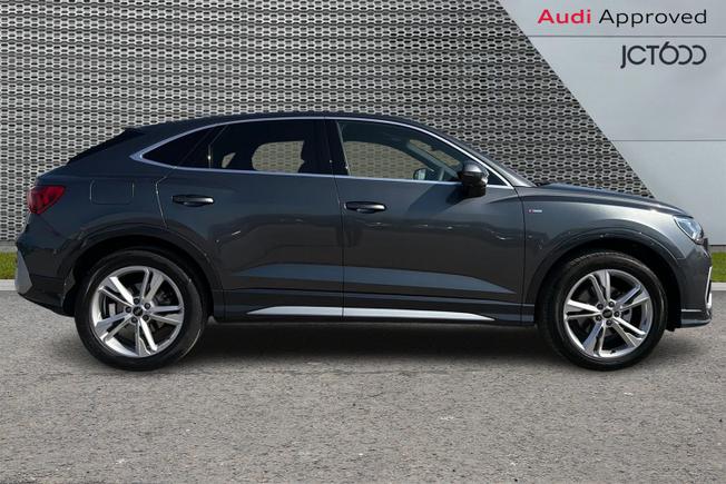 Audi Q3 Photo 4