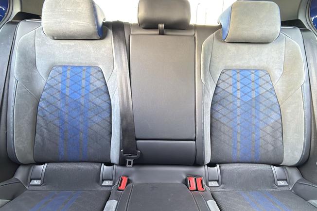 VOLKSWAGEN Golf Photo 41