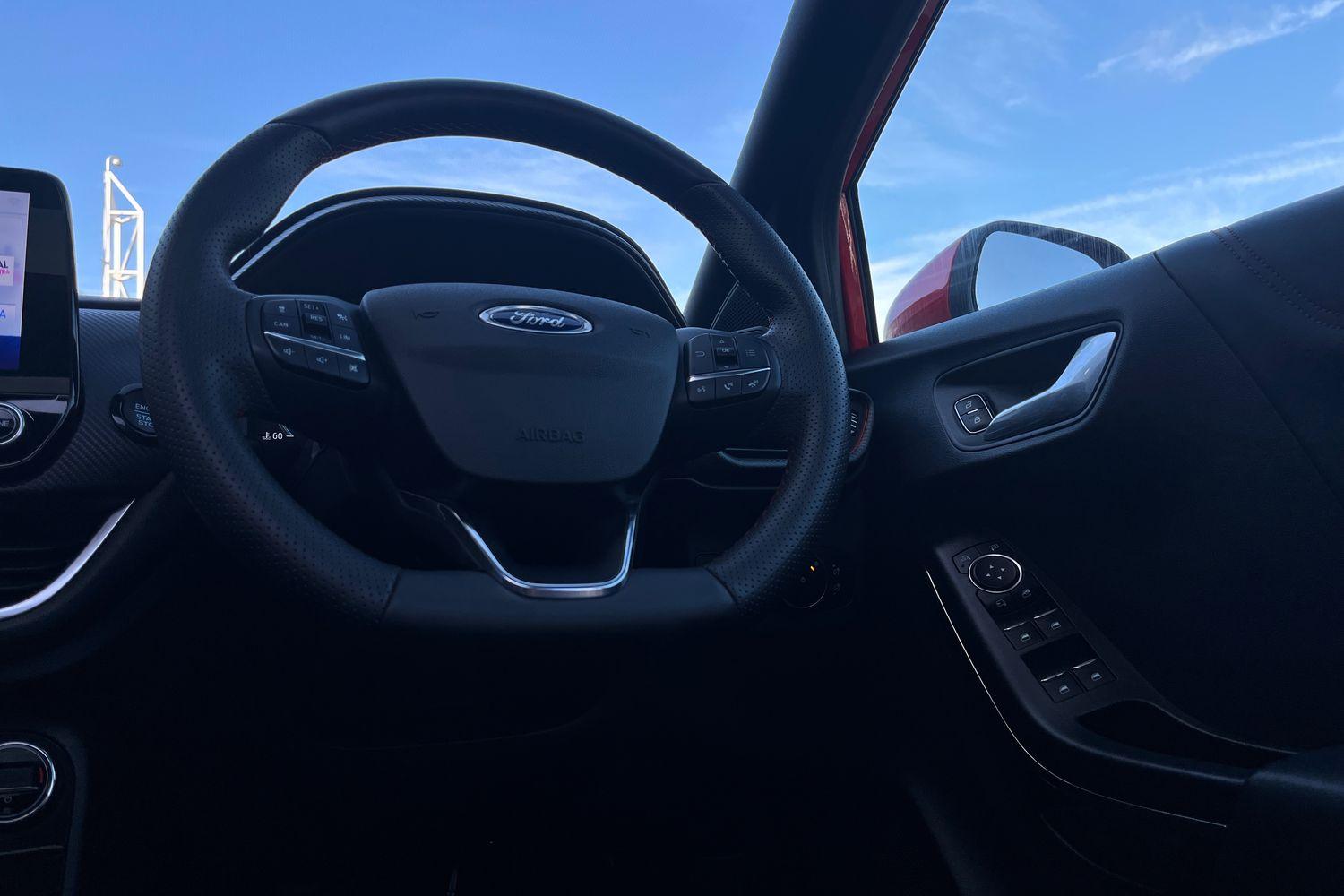 Ford PUMA Photo 11