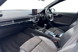 AUDI A4 Avant Photo 2