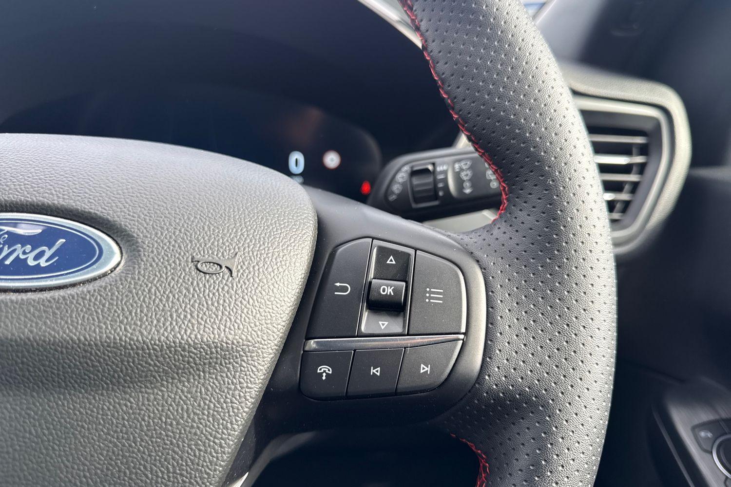Ford KUGA Photo 32