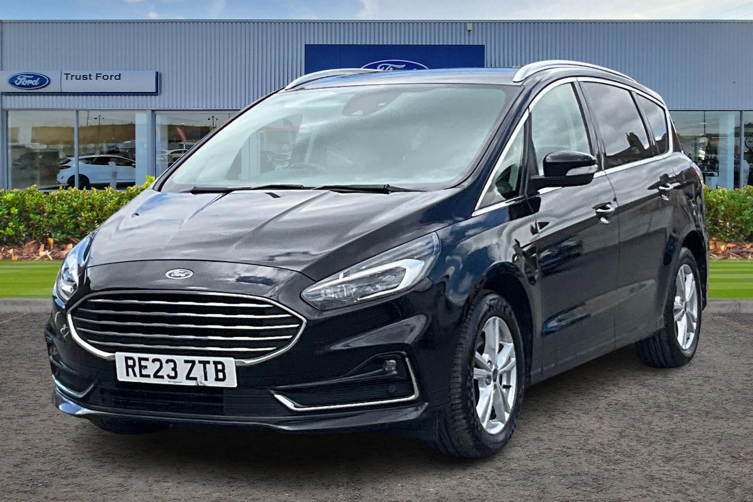 Ford S-MAX Photo 4