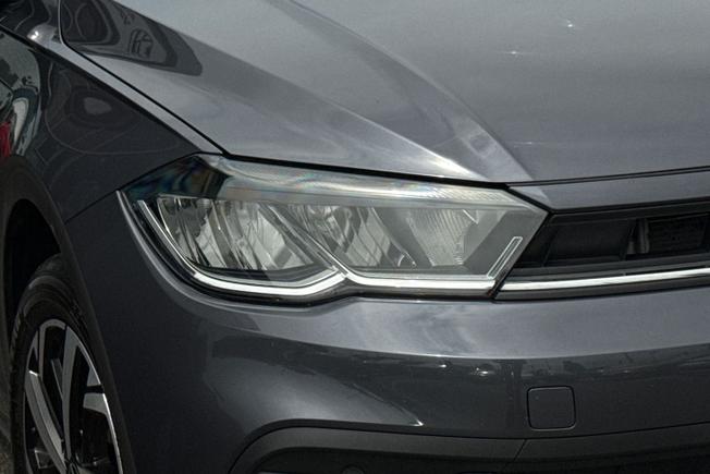 VOLKSWAGEN Polo Photo 19