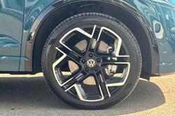 VOLKSWAGEN Tiguan Photo 5