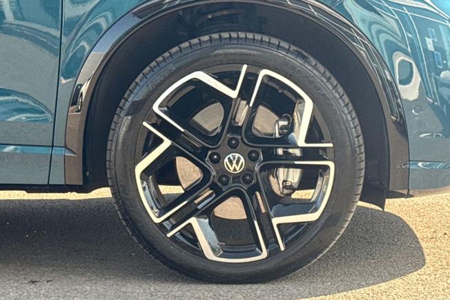 VOLKSWAGEN Tiguan Photo 5