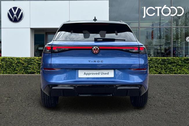VOLKSWAGEN T-Roc Photo 7