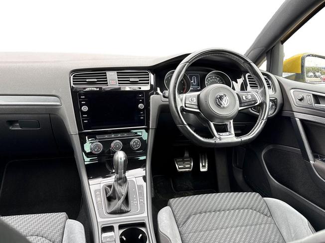VOLKSWAGEN Golf Photo 11
