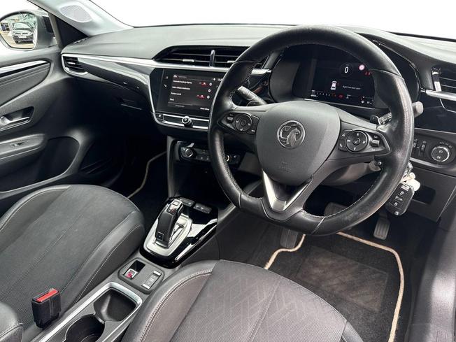VAUXHALL Corsa Photo 6