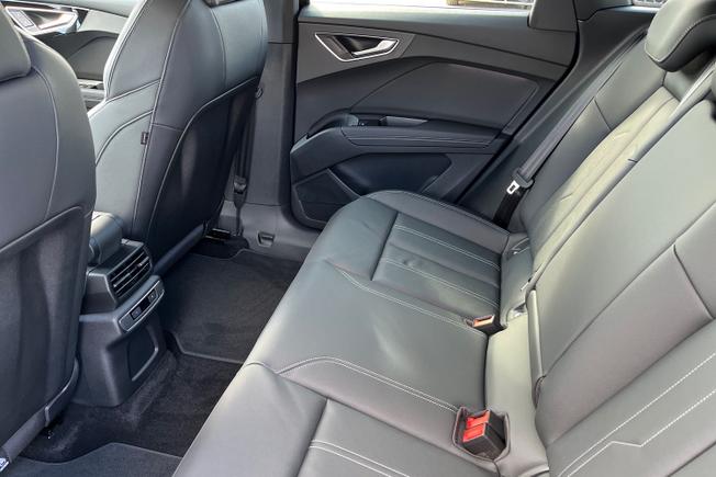 Audi Q4 e-tron Photo 46