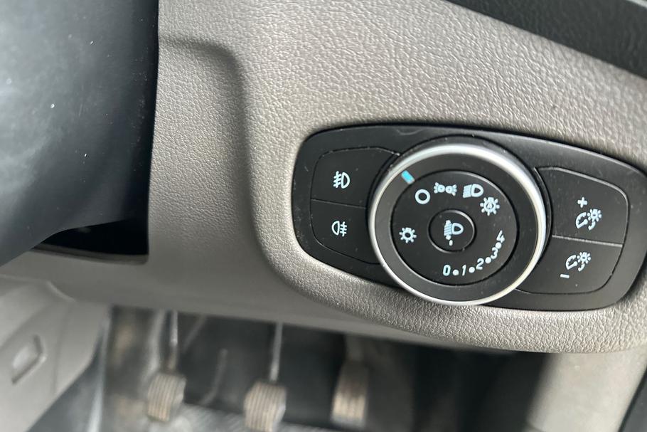 Used FORD TRANSIT CONNECT MX72VCU 15