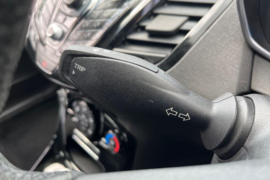 Ford Fiesta Photo autoimg-3ad3fbf6f409df906128b88f73c38749161d2a71.jpg