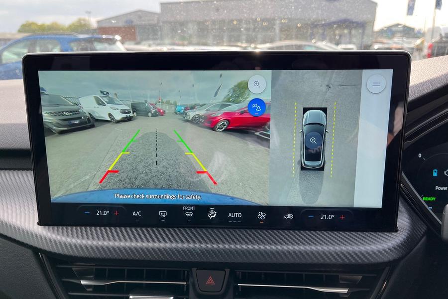 Ford Kuga Photo autoimg-3ad44f72d6f425a2860f56f6ce89bca396387446.jpg
