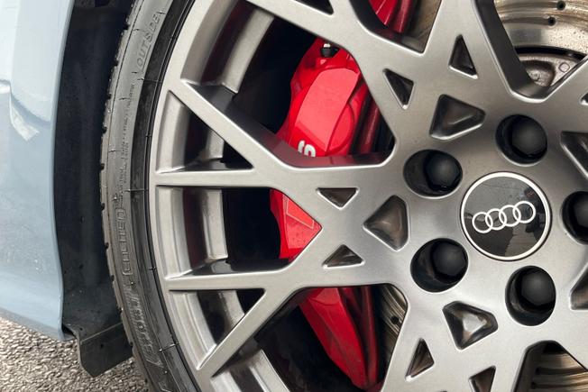 AUDI RS3 Photo 39