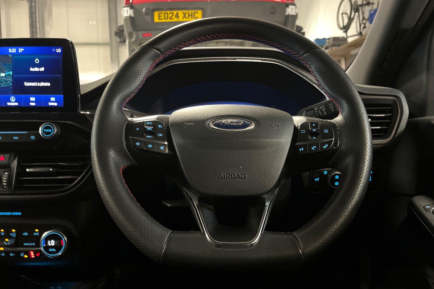 Ford KUGA Photo 11