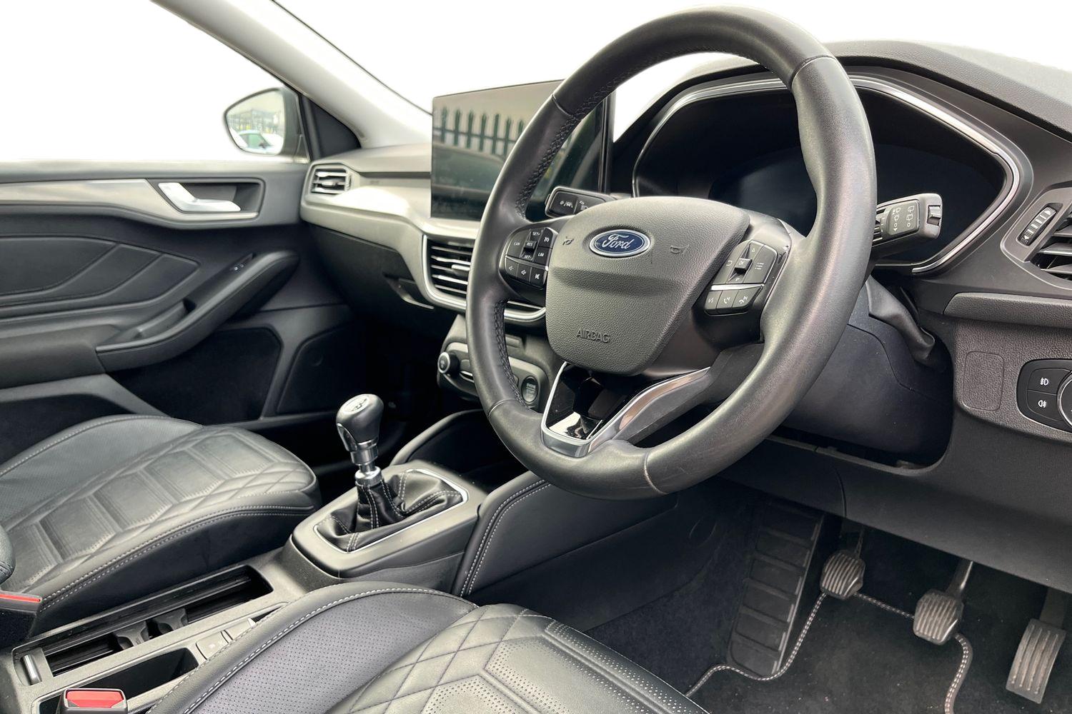 Ford FOCUS Photo 8