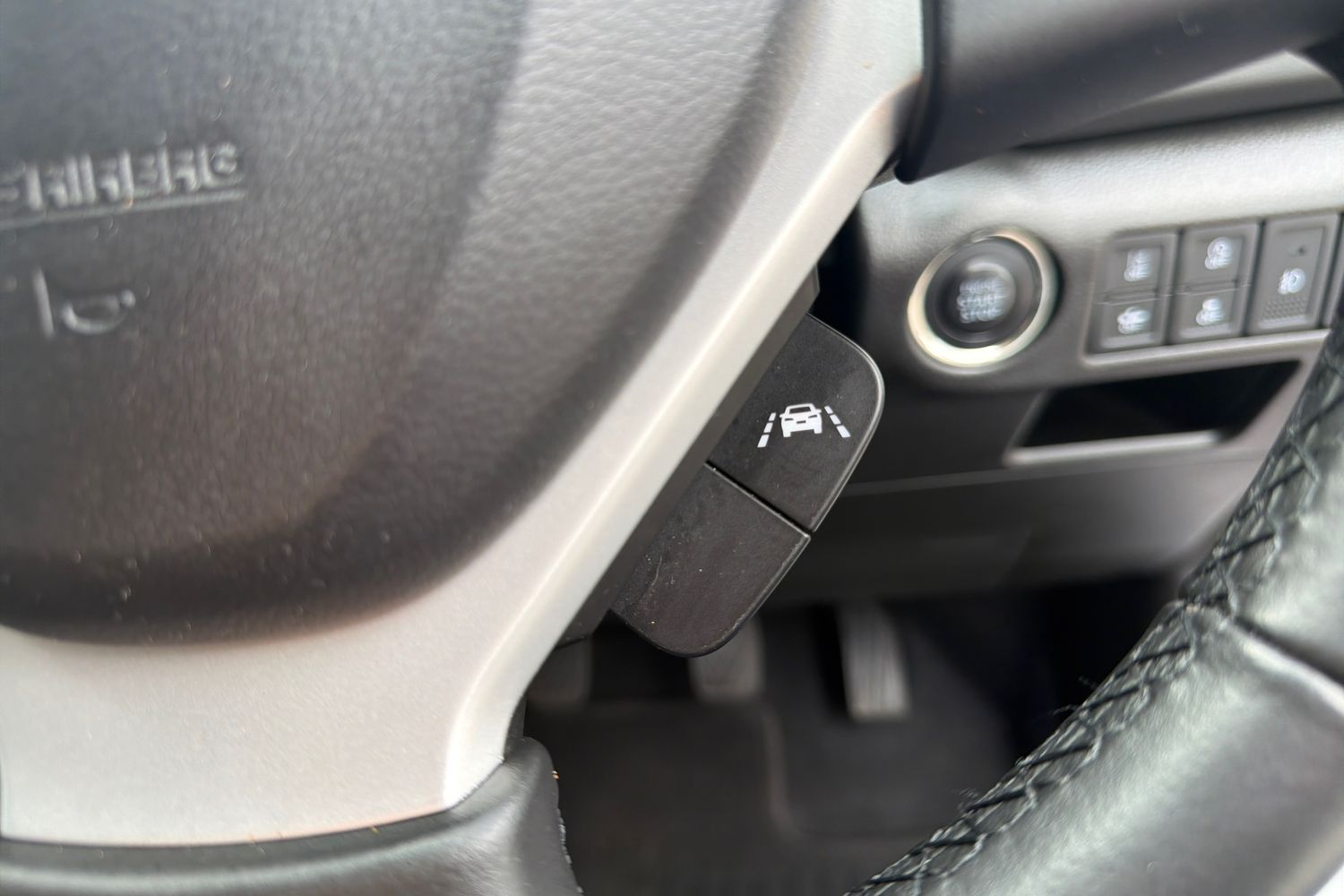 Suzuki S-Cross Photo 31