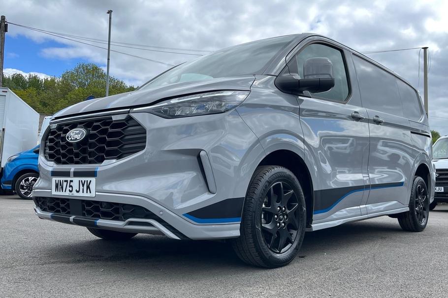 Used Ford TRANSIT CUSTOM WN75JYK 35