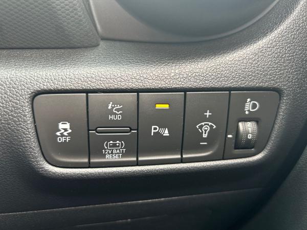 Hyundai KONA Photo autoimg-3adde2b69e72025ca1be5e277502ad457f7887dc.jpg