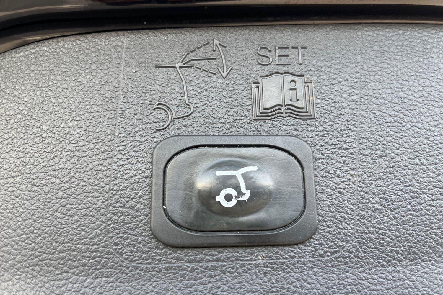 Ford KUGA Photo 35