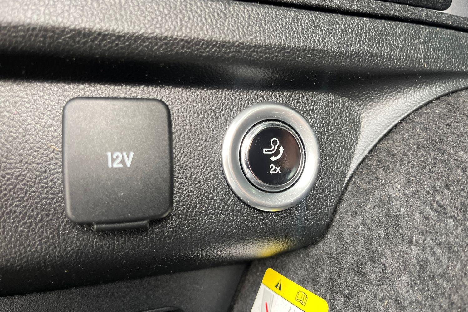 Ford KUGA Photo 22