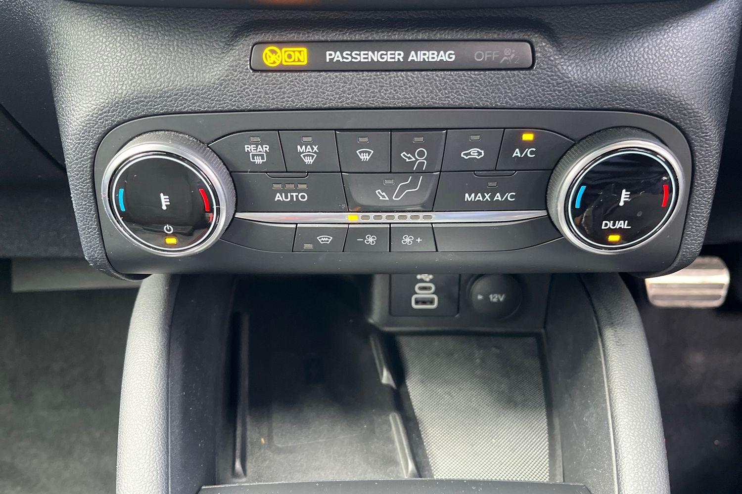 Ford Kuga Photo 23
