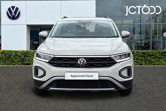 VOLKSWAGEN T-Roc Photo 8