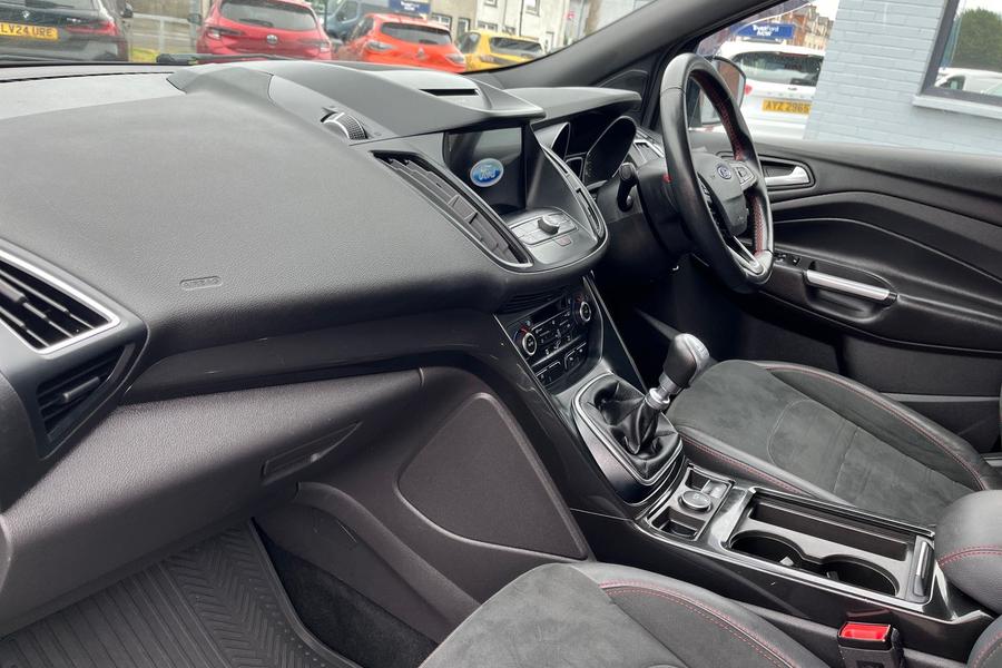 Ford KUGA Photo autoimg-3aeac633f6b69ea0018b92e48d32245b4c23e9c4.jpg