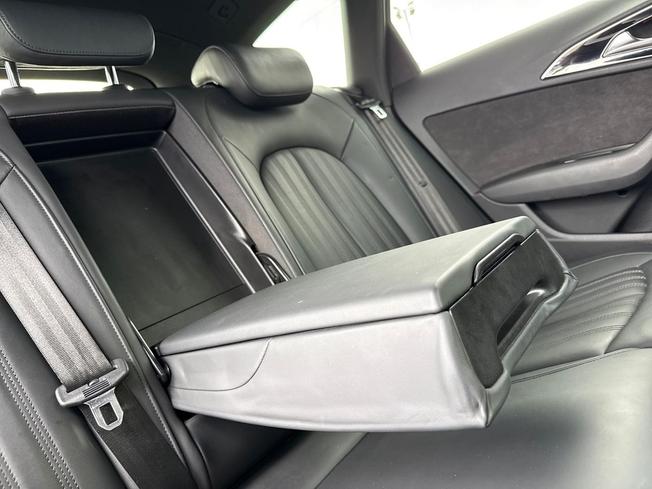 AUDI A6 Photo 26