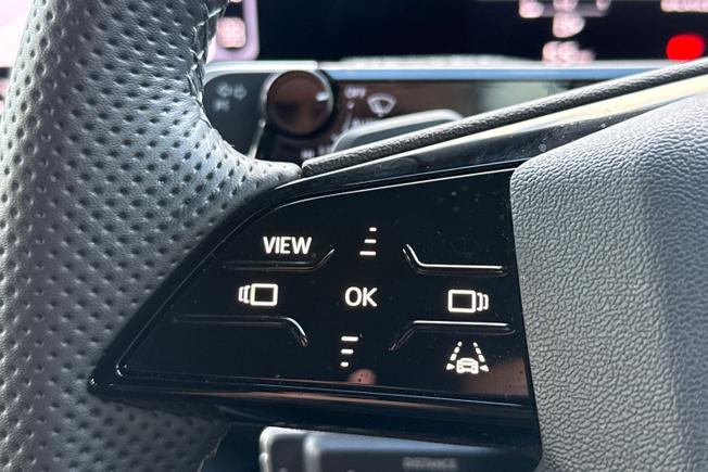 AUDI Q3 Photo 16